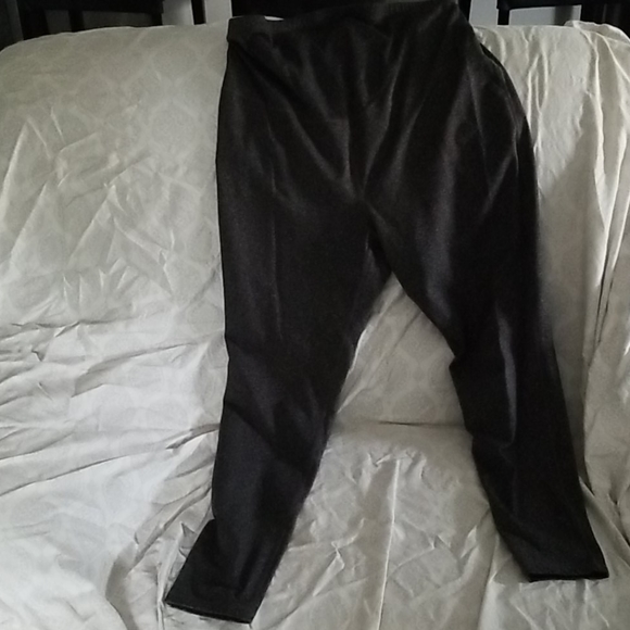 Old navy full coverage maternity leggings - Picture 1 of 2